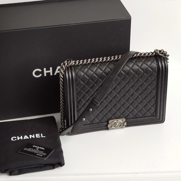 Chanel Le boy large caviar black ruthenium hardware